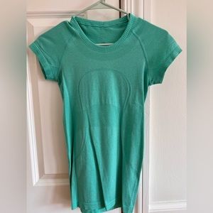 Lululemon swiftly tech t shirt